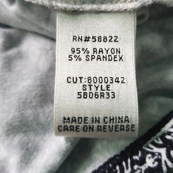 Tank - Picture 4 of 4